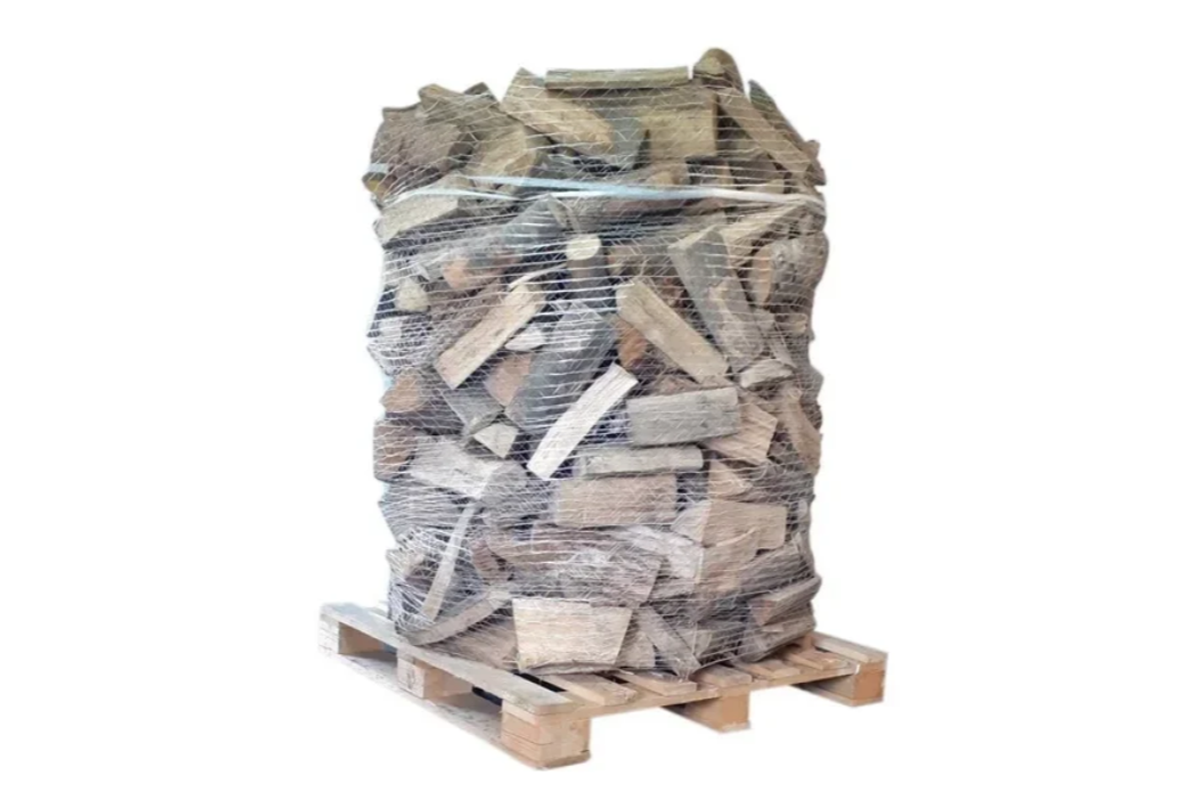 Ballot sur palette de bois de chauffage sec de 33cm